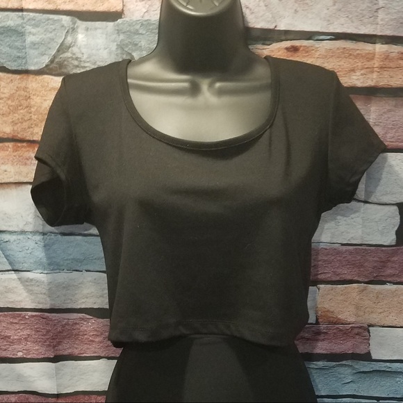Ambiance Tops - Ambiance Apparel Crop Top.        100